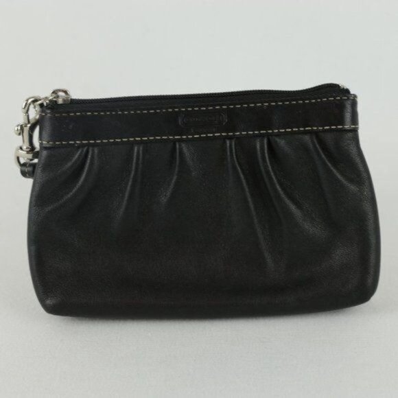 Coach Women's Black Leather Zip Closure Wristlet - Picture 2 of 4